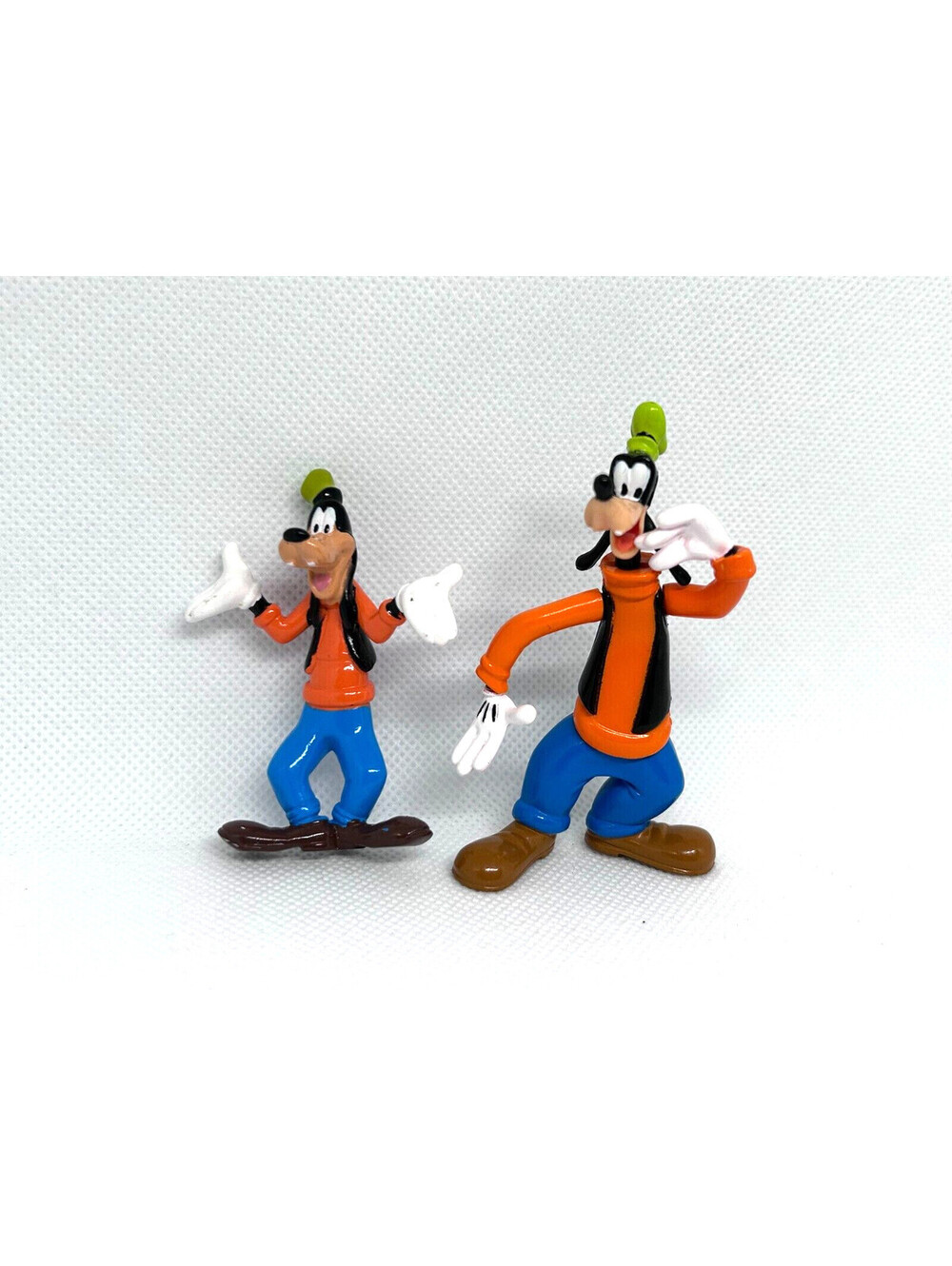 Disney Goofy Figures (2) - One with Movable Posable Arms